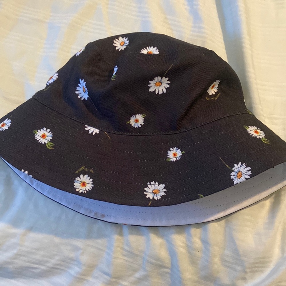 Bucket hat Alice+ Olivia
